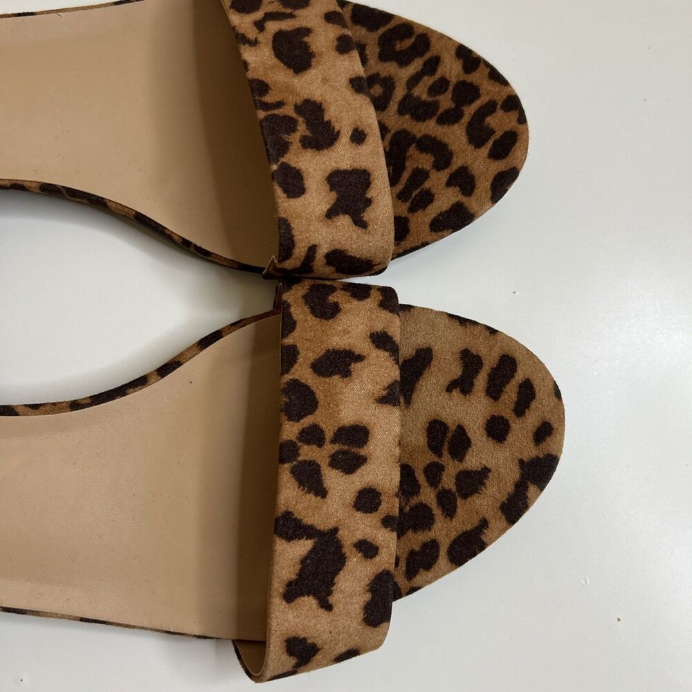A New Day Women’s Winona Brown Leopard Print Ankle Strap Sandals FLAW - Picture 4 of 15